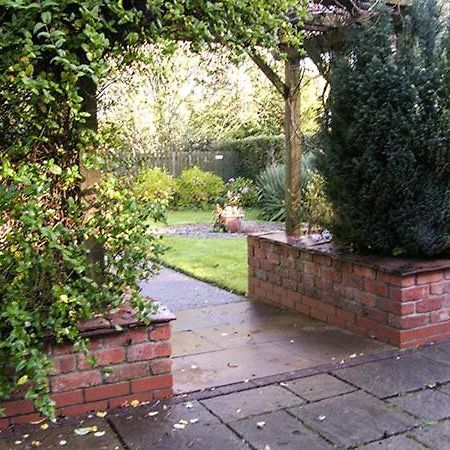Aqueduct Cottage Chirk Exterior photo